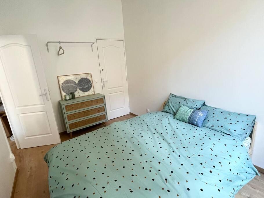 Pleasant 3-Bedroom Flat In The Center Of Marsilya Dış mekan fotoğraf